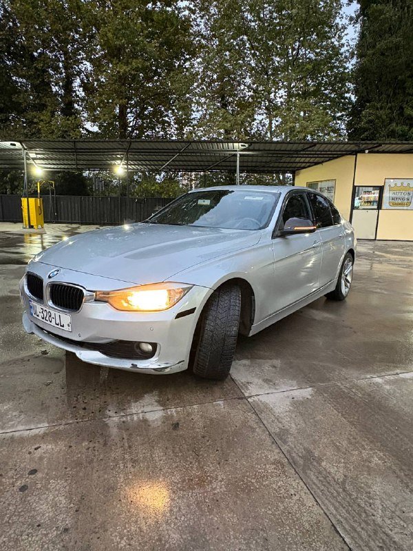 BMW 328i 4