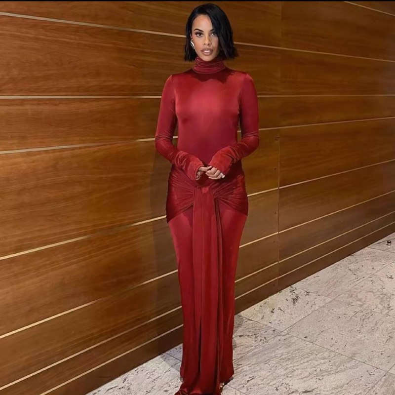 Барное кресло, Пиджак черный, Топ кожаный, Белая кофточка, Штаны белые, Красное платье, Жилетка эко кожа, Платье черное 6