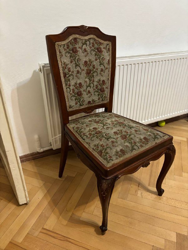 Кресло и два стула 2