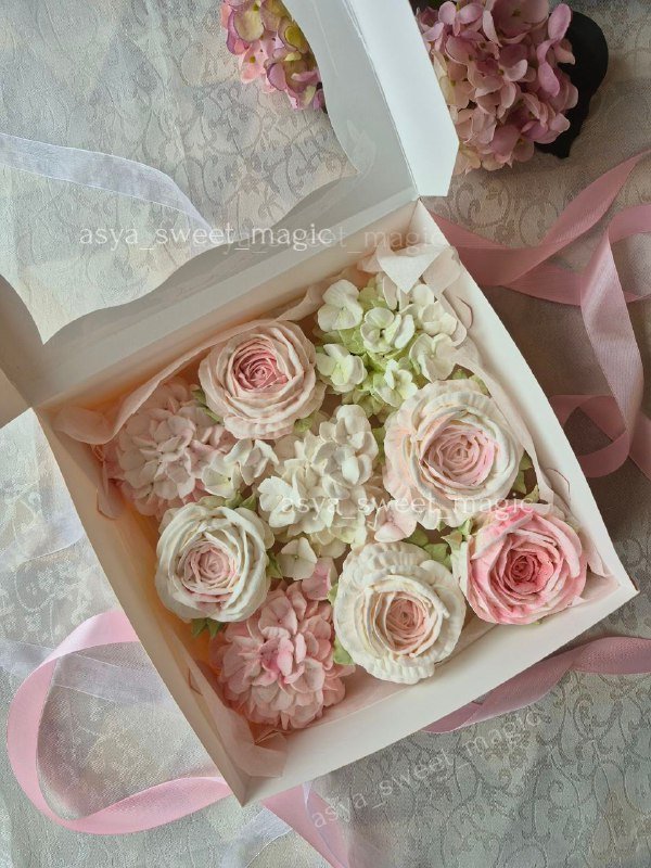 Коробочка с яблочно-ванильным зефиром