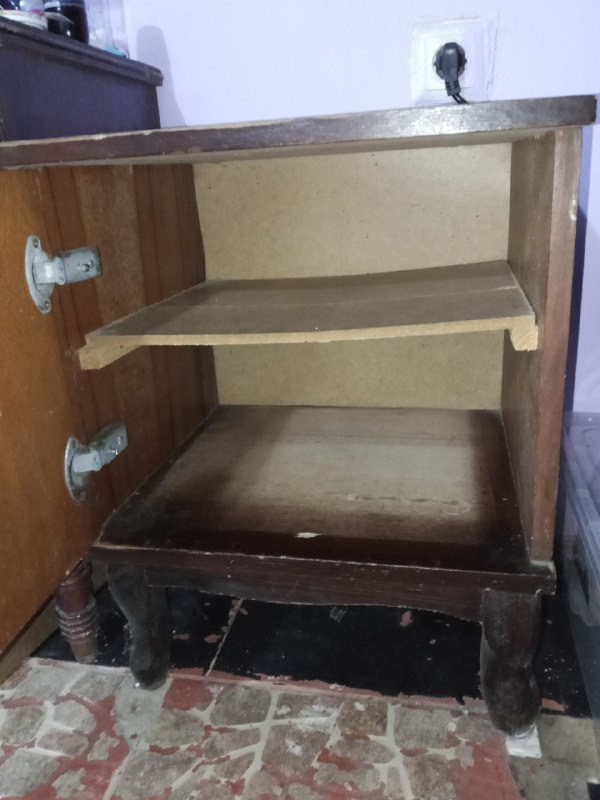 Прикроватный комод 2