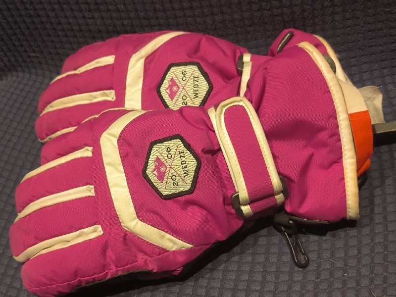 Куртка, штаны на подтяжках, перчатки, размер S 3