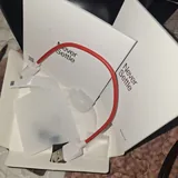 Один наушник OnePlus Buds 3 Pro 4