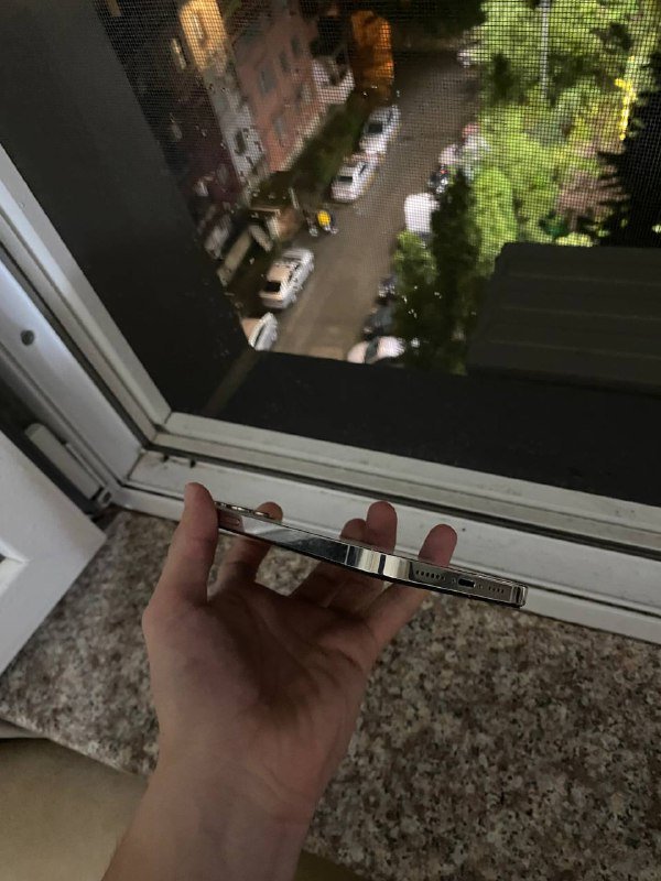 iPhone 12 Pro Max 128GB White 4