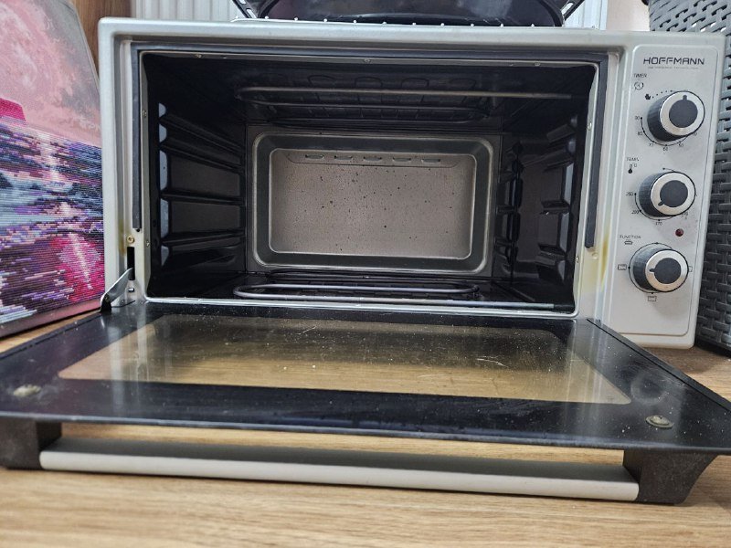 Электронная духовка, железный стеллаж