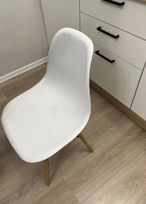 Обеденный стол с 2 стульями, 2 кресла 2