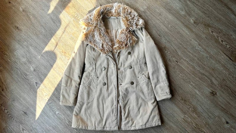 Жилетка Hollister, Пиджак, Пальто, Свитер Benetton, Юбка, Очки солнечные, Юбка H&M, Пуховик, Короткий пуховик, Пиджак 3