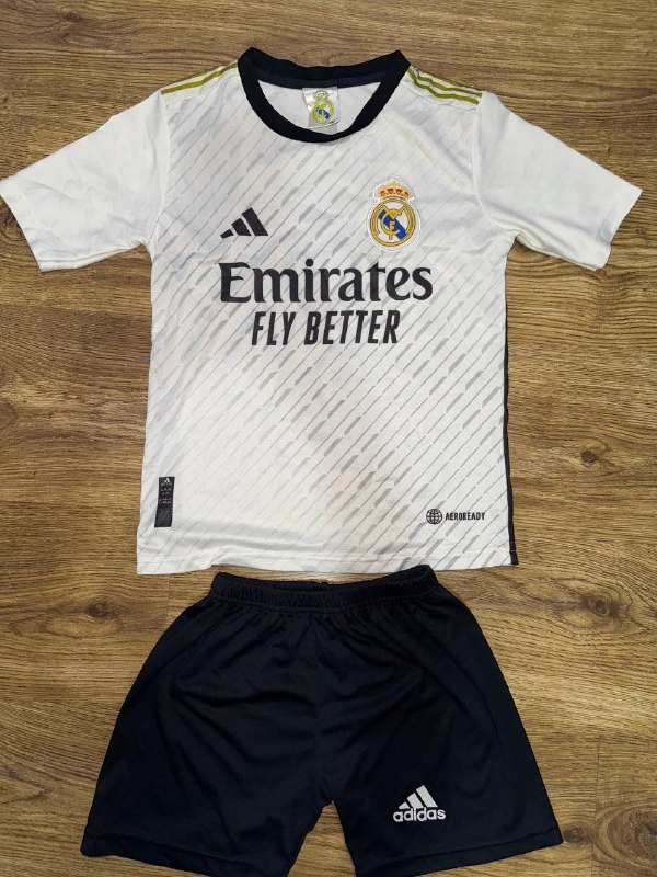 Футбольная форма Real Madrid для детей 7/8/9 лет