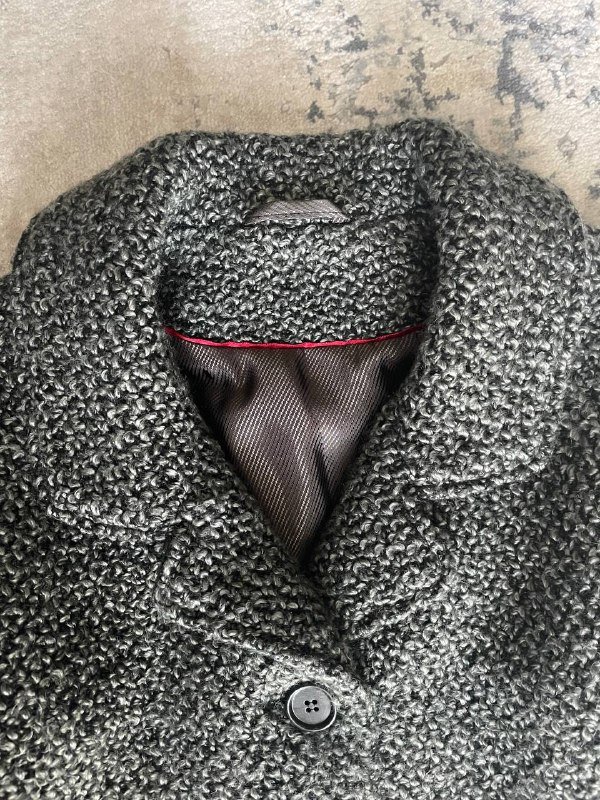 Пальто утепленное из натуральной шерсти