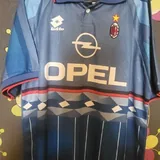 Футболки футбольных клубов Arsenal, Juventus, Inter, Milan 3
