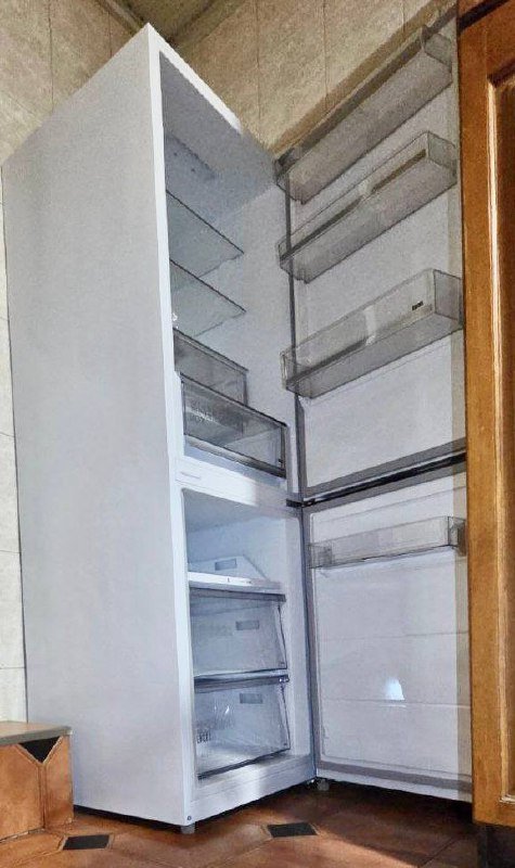 Холодильник Media MDRB470MGF46O 3