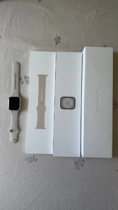 Apple Watch Series 8 41 mm S/M Starlight 1
