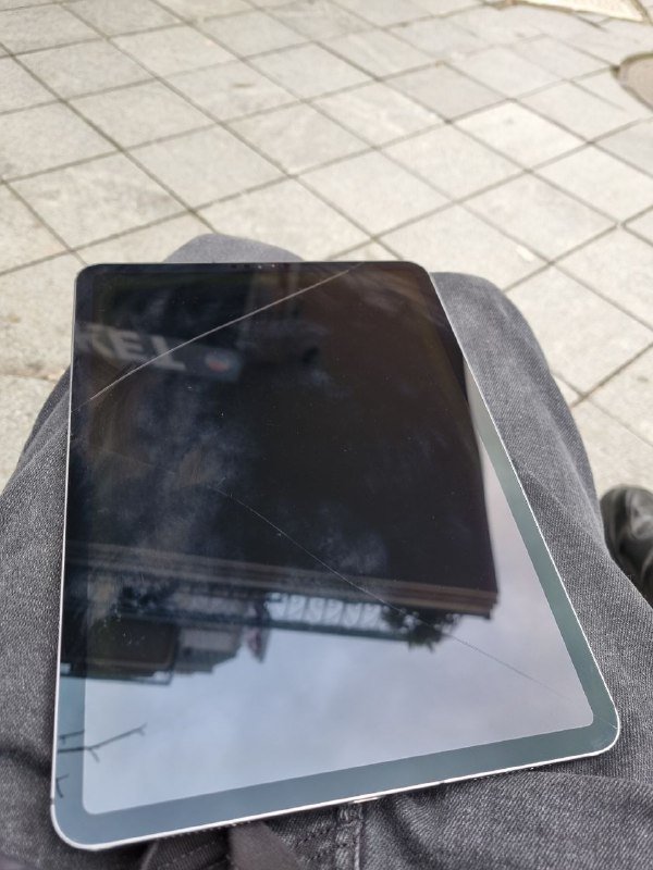 Айпад 11 Про с трещиной на экране