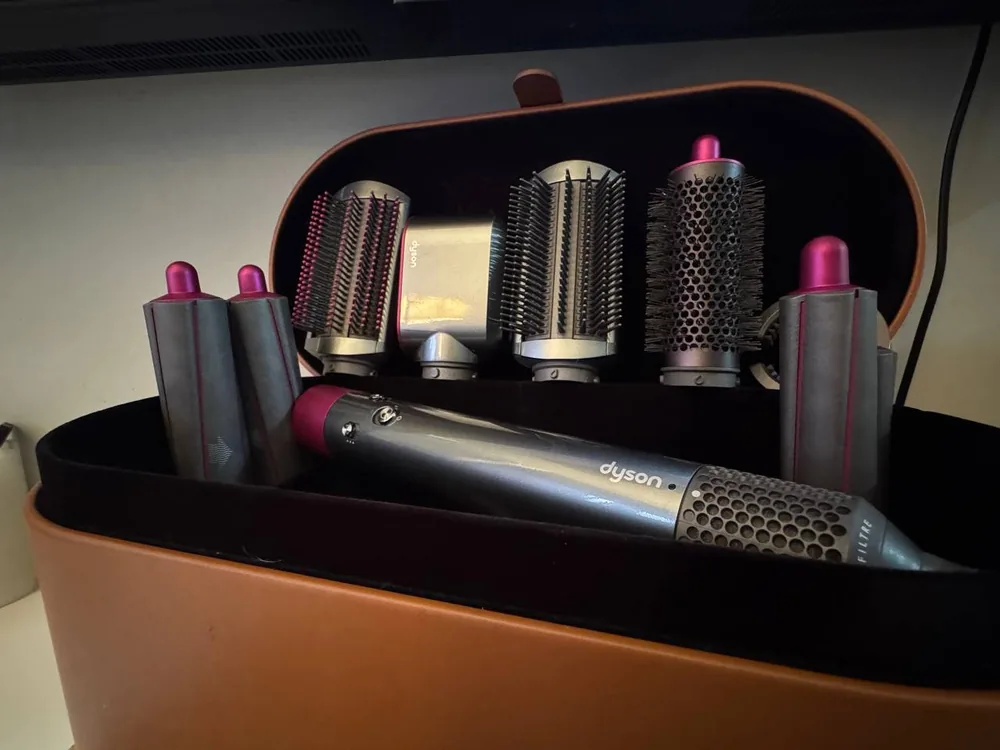Dyson Airwrap стайлер 1