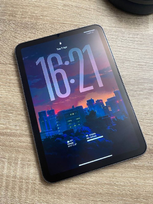 iPad mini 7 128GB Wi-Fi Space Grey, чехол