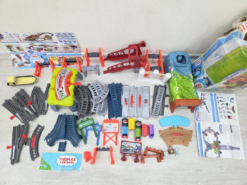 Наборы поездов Fisher Price Thomas & Friends с дорогами