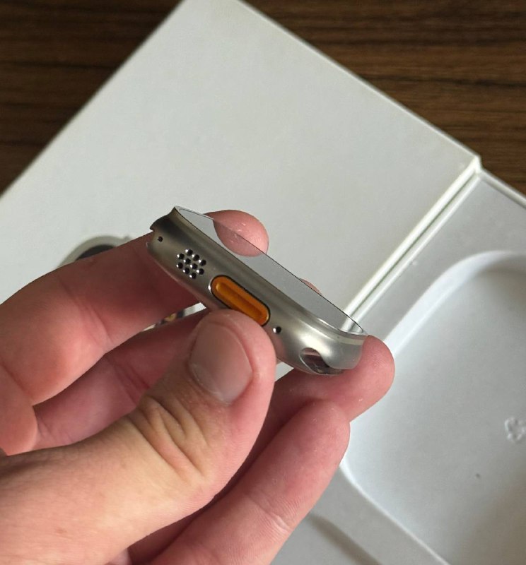 Apple Watch Ultra Titan 4