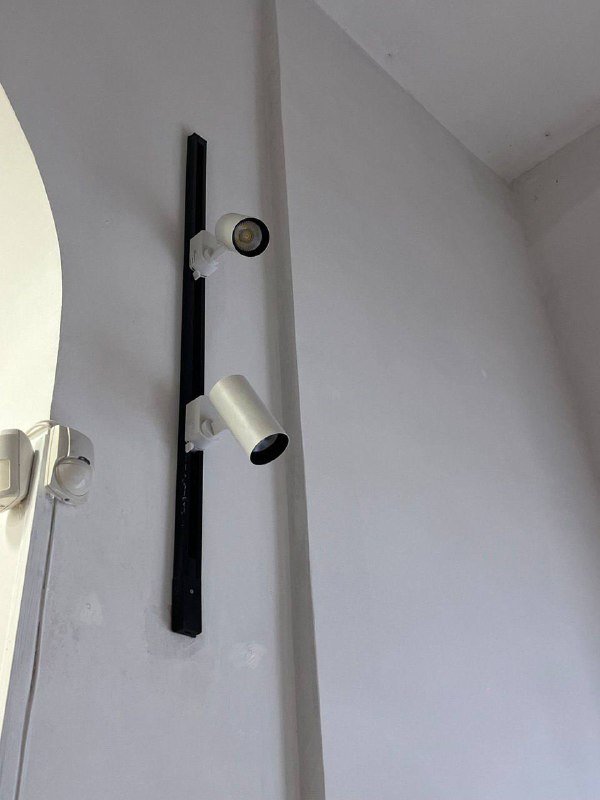 Стол деревянный новый 4