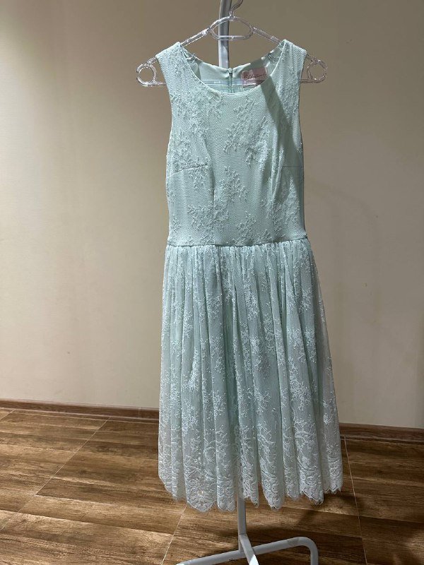 Платья женские размер S-M