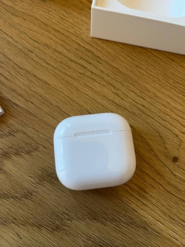 AirPods 4 с шумоподавлением 4