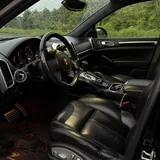 PORSCHE CAYENNE TURBO S 7