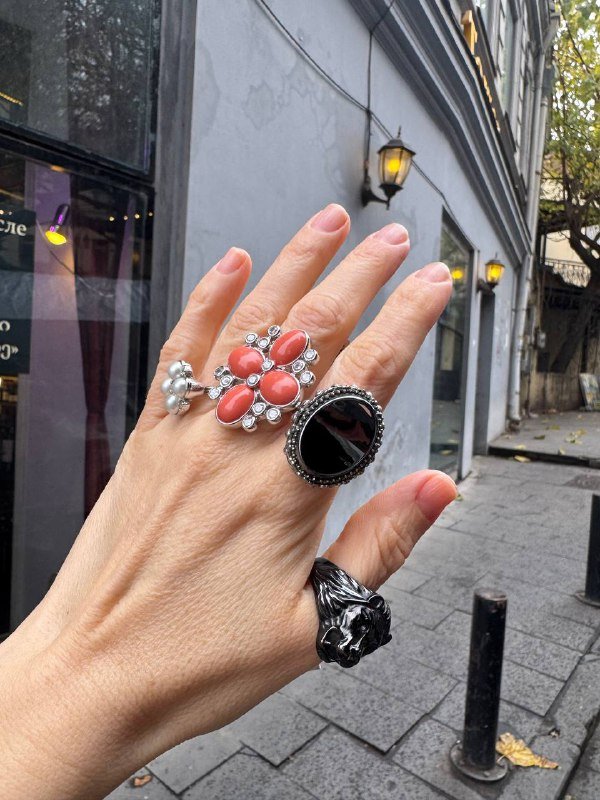 Винтажные кольца с камнями