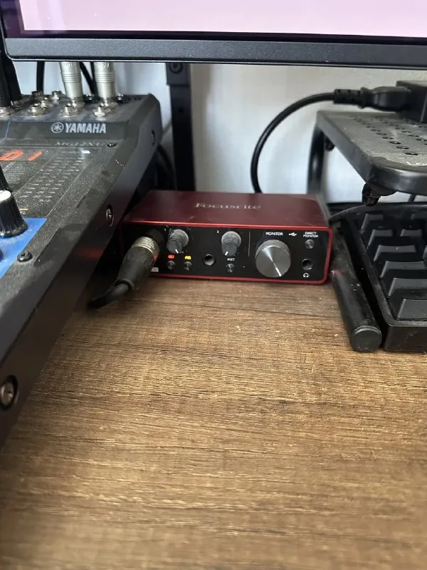 Focusrite Scarlett Solo 3rd Gen аудиоинтерфейс 1