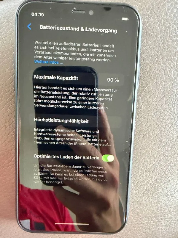 iPhone XR, iPhone 11 1
