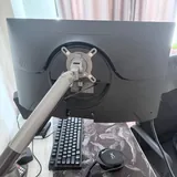 Игровой монитор Samsung Odyssey G5, кронштейн, колонки 2
