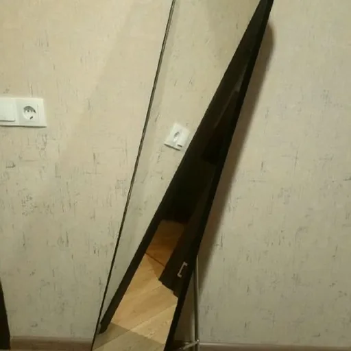 Большое напольное зеркало
