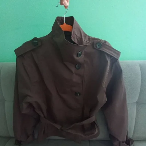 Коричневая куртка Pull&Bear