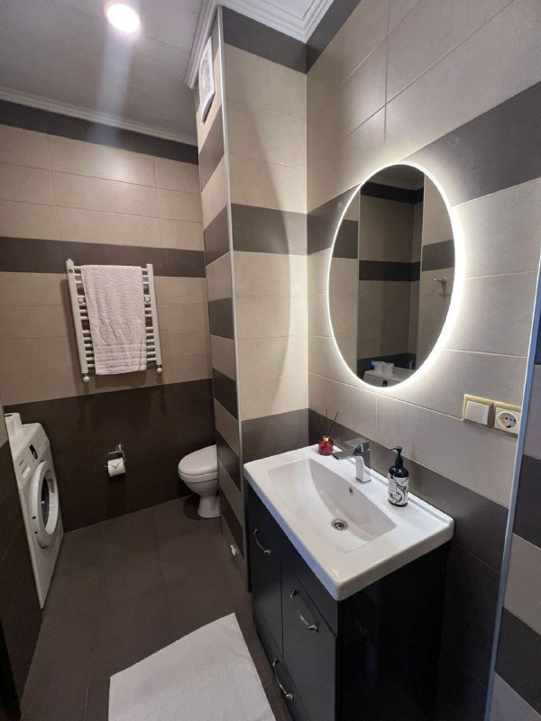 2+1 квартира в центре Батуми с парковкой и кондиционером 9