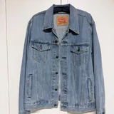 Classic light blue Levi’s denim jacket L 1