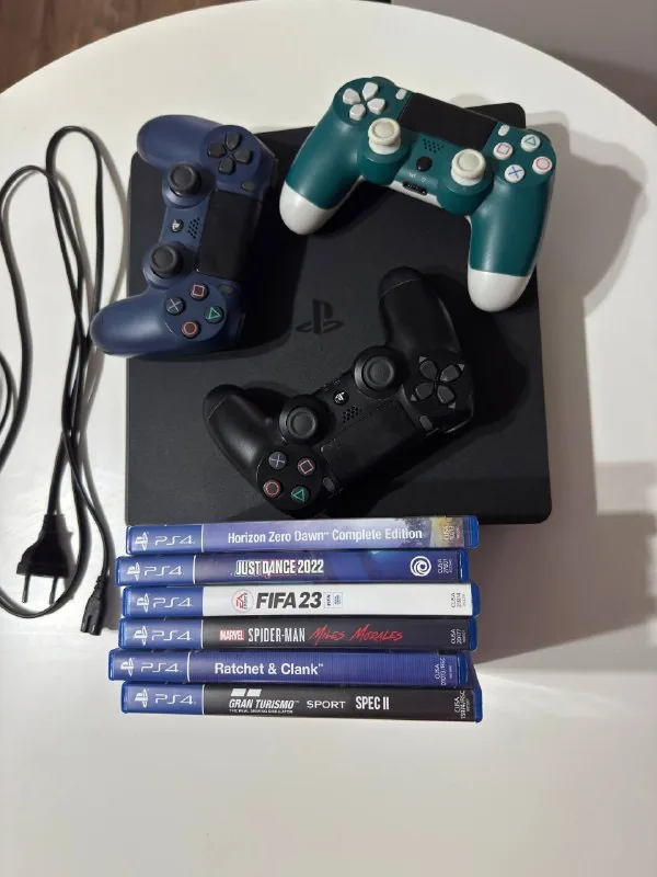 Sony PlayStation 4 Slim, 3 контроллера, 6 игр 1