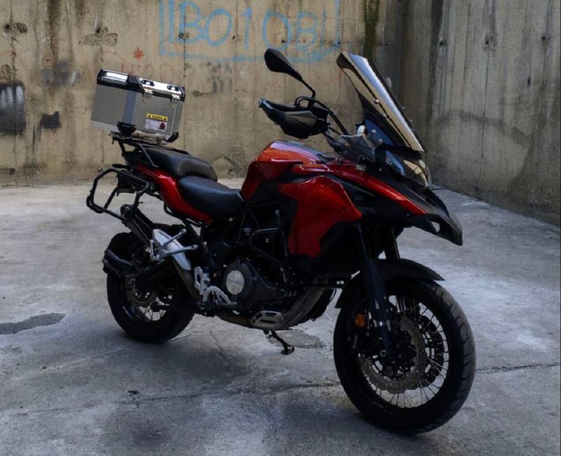Мотоцикл Benelli trk 502 x 2019 с аксессуарами