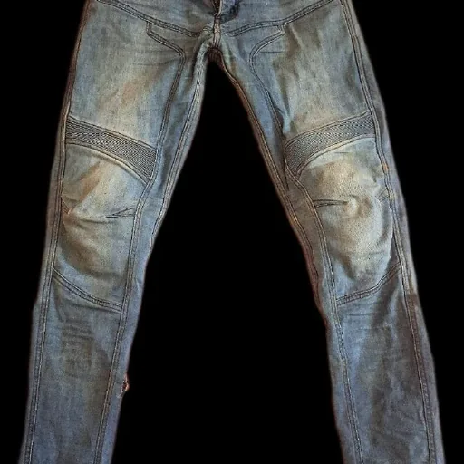 Motorcycle jeans with Kevlar inserts and knee pads