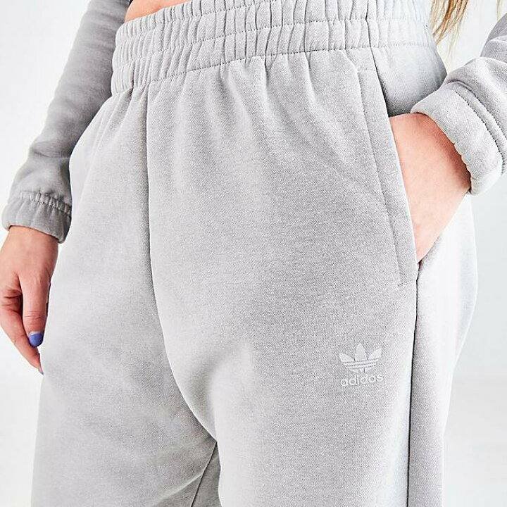 Женская куртка Under Armour, штаны Adidas 6