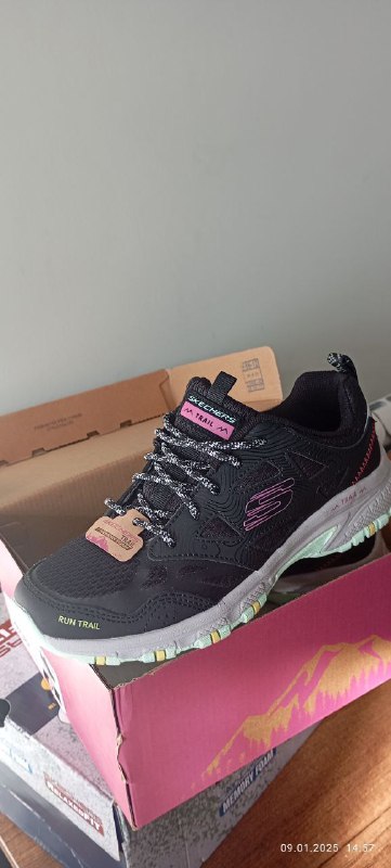 Skechers, Gillette, шашлычница, баскетбольное колесо, чайник, весы, каска, памперсы, куртка, ветровка, джинсы, музыкальные игрушки