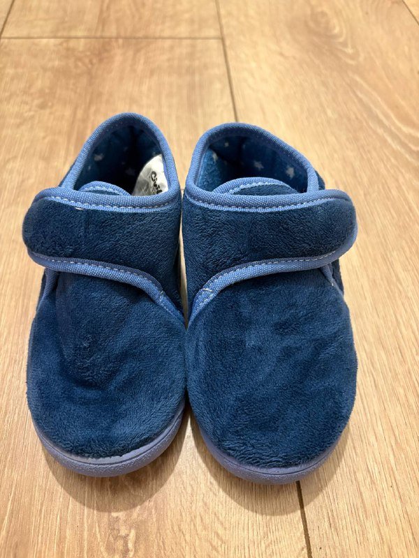 Кроссовки, тапочки, сандалии детские мягкие 2