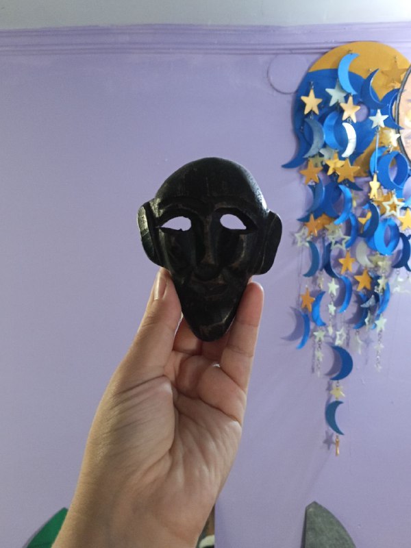 Чемодан ретро, декор с подсветкой, шляпы ведьмы, игрушки 6