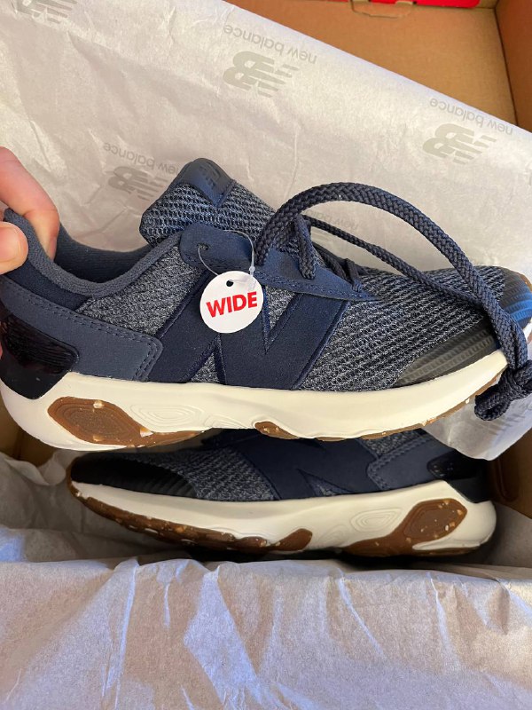 Женские кроссовки New Balance 35 размер 3