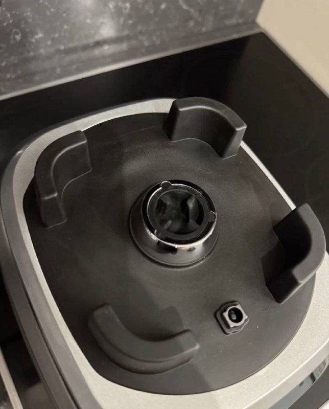 Блендер Arzia новый 2