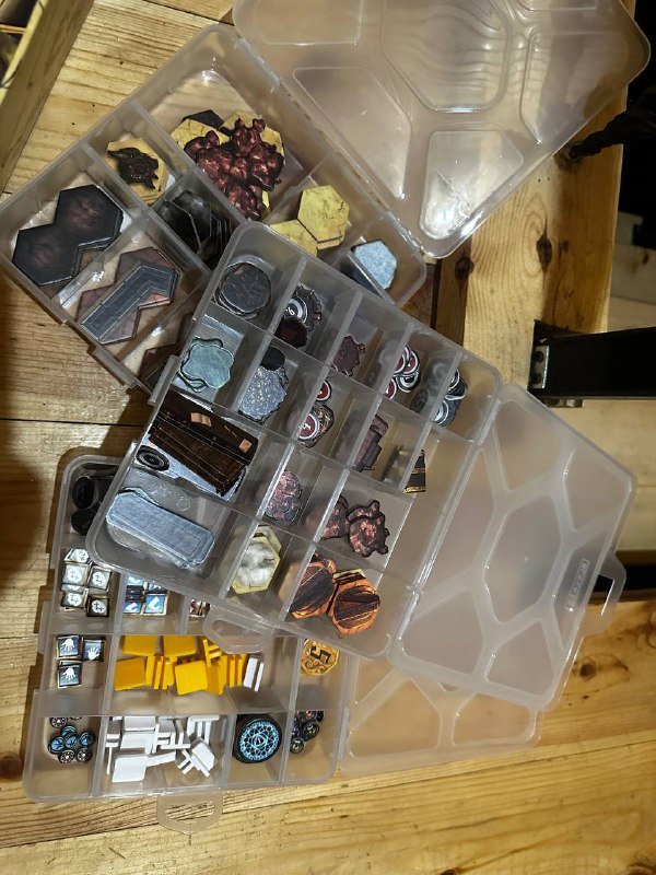 Настольная игра Gloomhaven Мрачная гавань 4