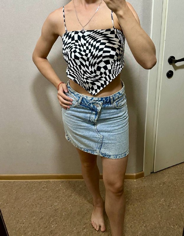 Женская одежда: брюки, юбки, топы, платья, кардиган, толстовка, футболка 3