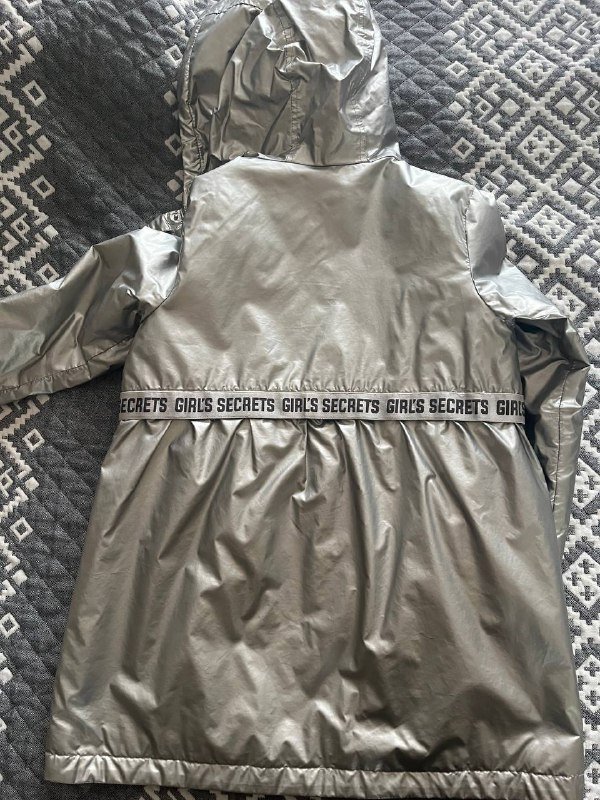 Куртка на девочку 7-9 лет 2