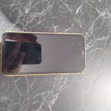 Iphone 11 64 GB Yellow 3
