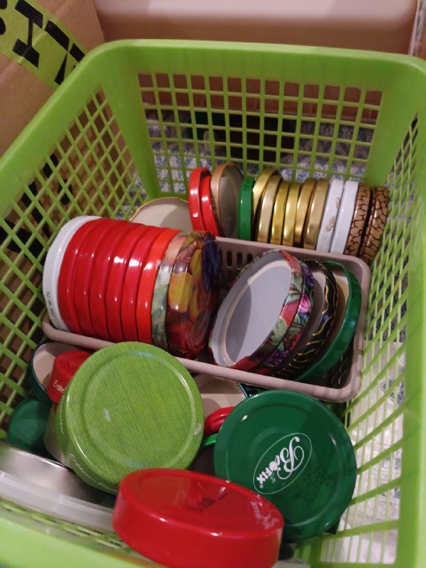 Даром банки с крышками для консервации 4