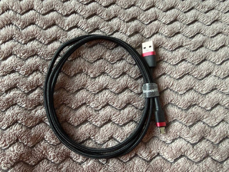 Видеорегистратор 70mai Midrive D06, кабель micro-USB, держалка для собаки в автомобиль 3