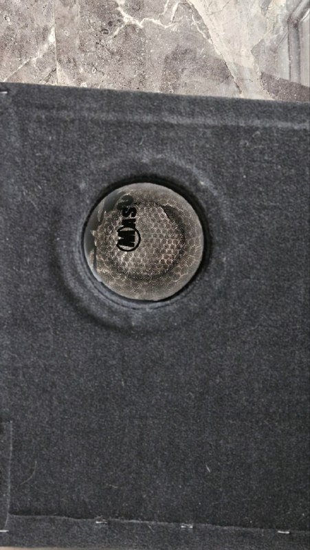 Автомобильный сабвуфер с усилителем 7