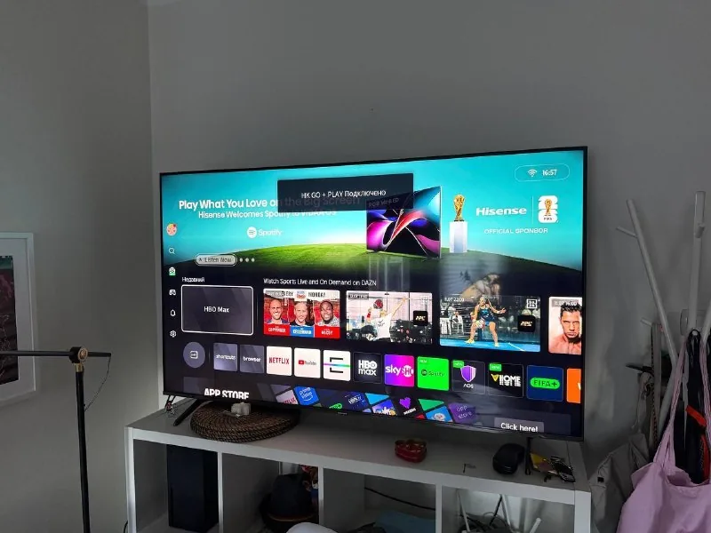 Hisense 65 inch TV 144Hz